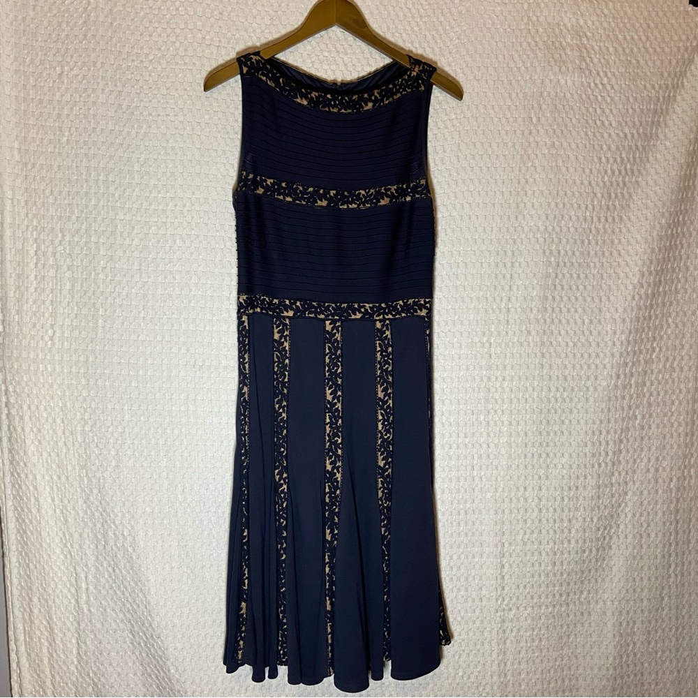 Tadashi Shoji Pintuck Jersey and Lace in Navy/Nude Midi Cocktail Dress Sz S